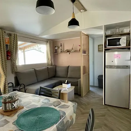 Mobilhome Trigano Samba 3 Bedrooms Ba233 - La Palmyre Bonne Anse لو ماثيز